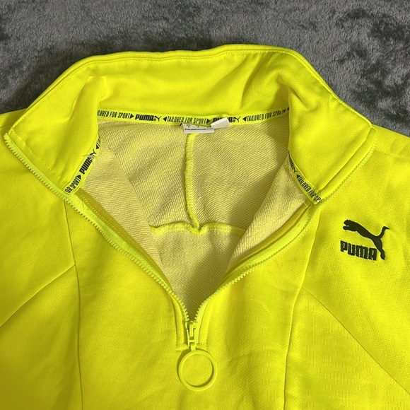 Neon yellow Puma half zip size small - Picture 3 of 4